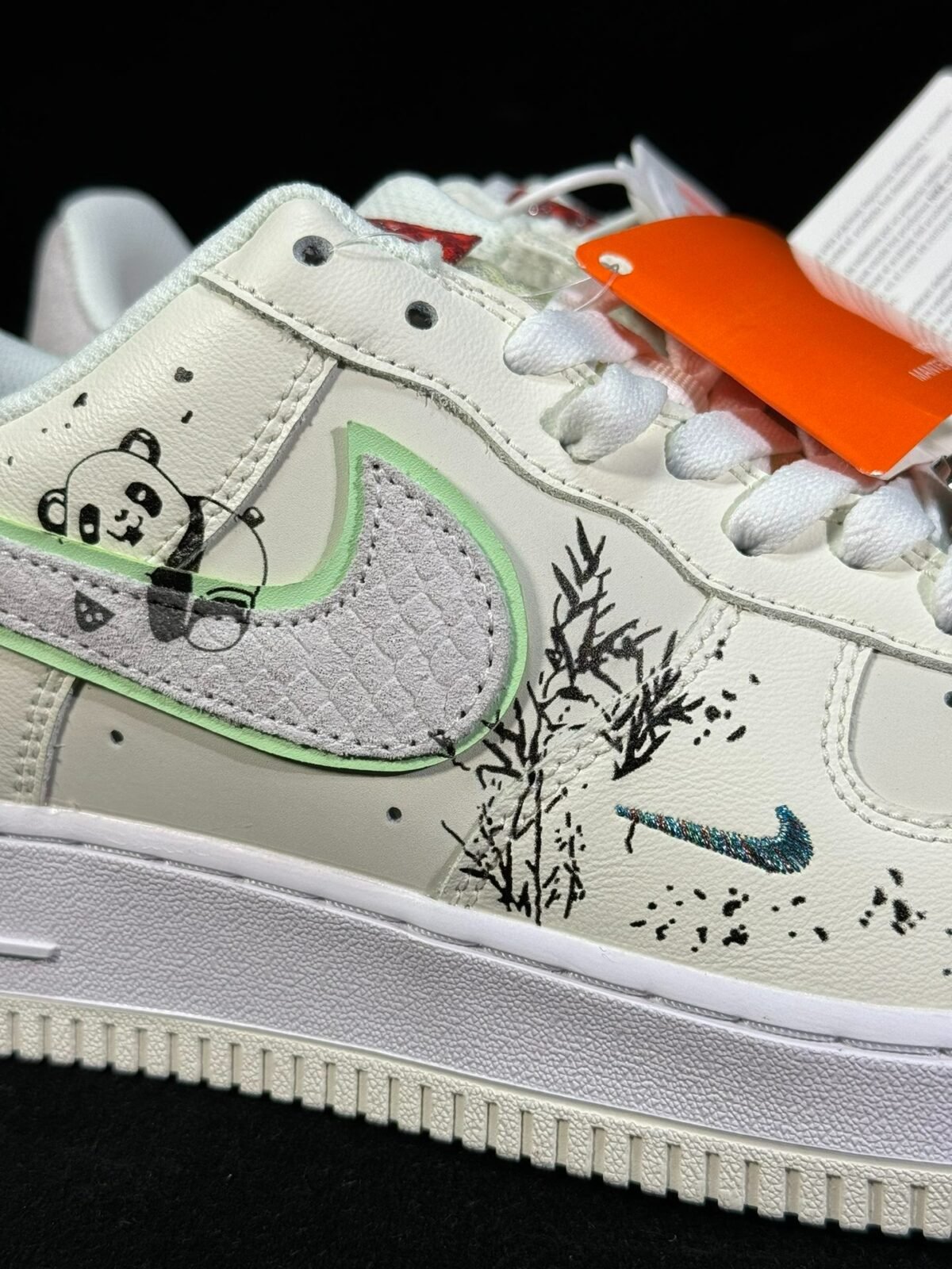 Nike AIR Force 1 Low - Image 8