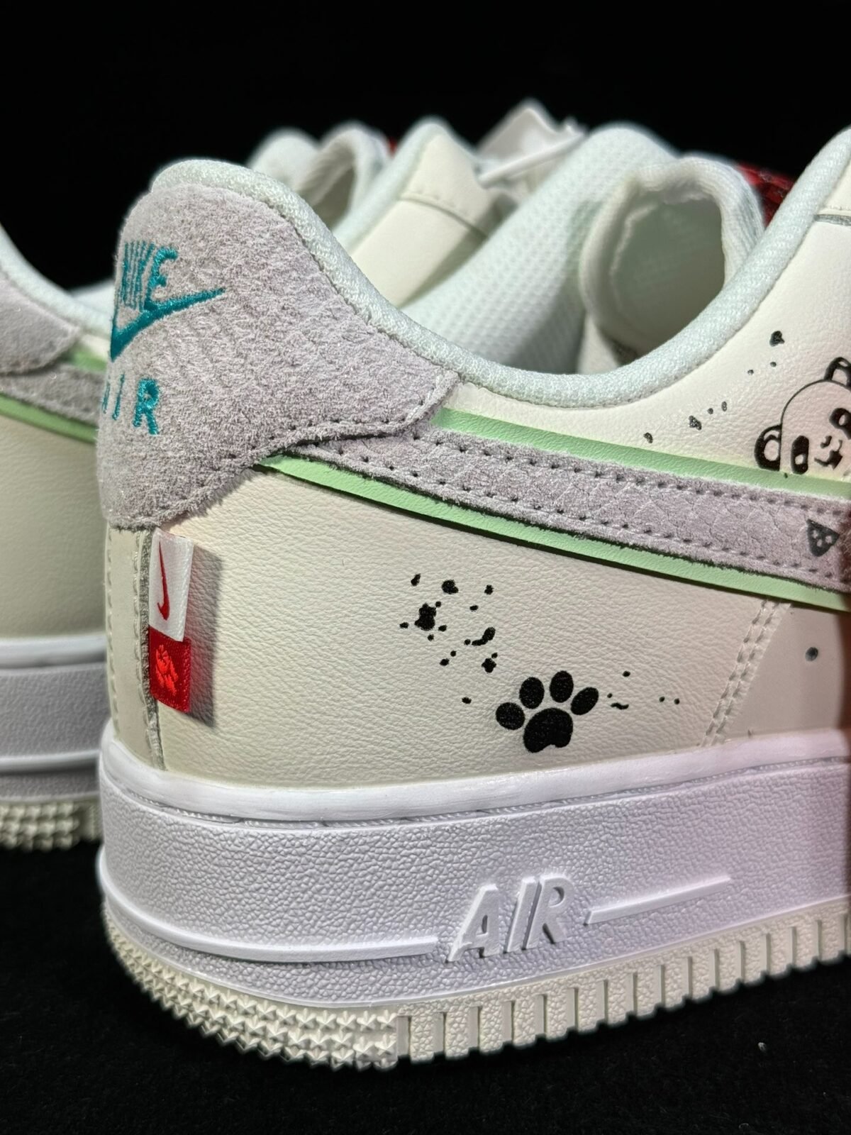 Nike AIR Force 1 Low - Image 7