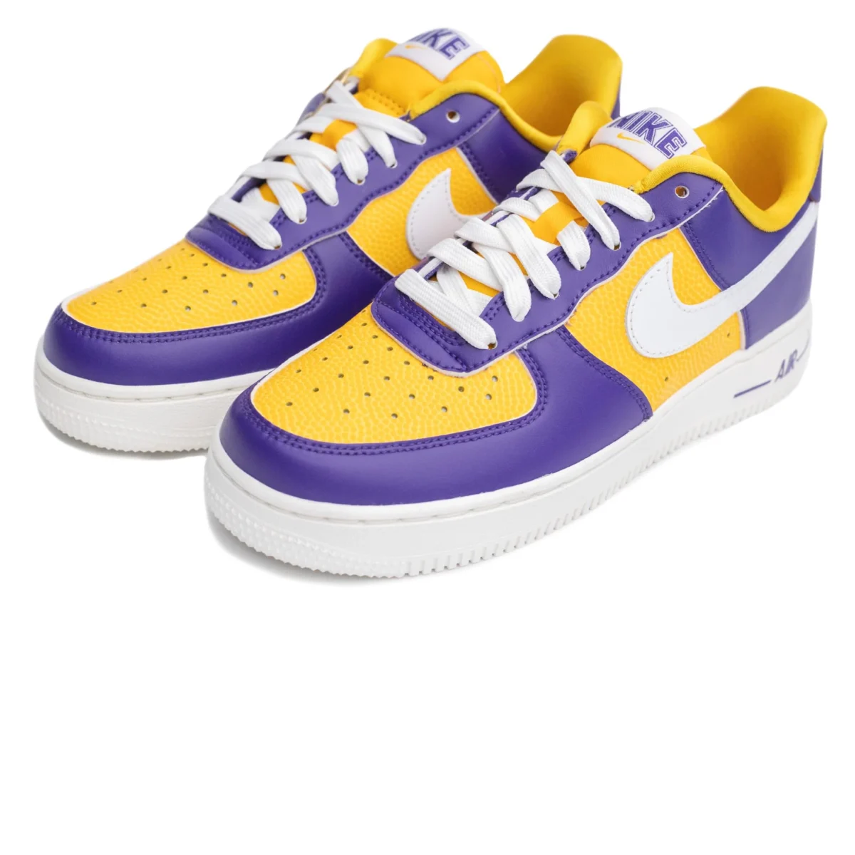 Nike Air Force 1 '07 SE 'Be True to Her School - Image 3