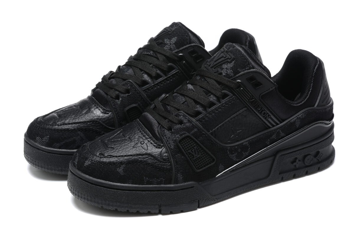 Louis Vuitton sneaker Black - Image 3